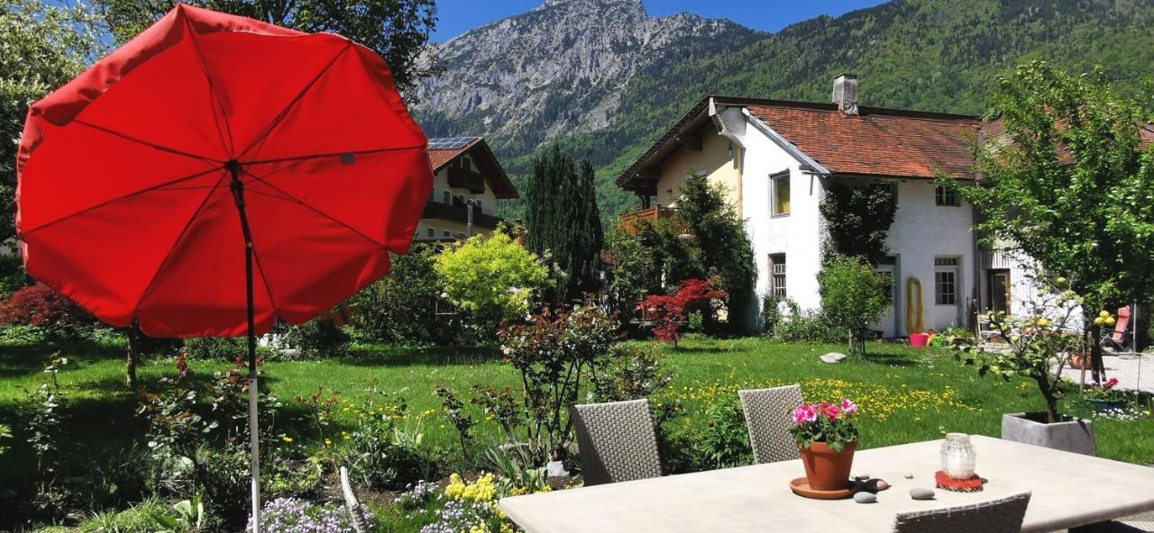 Villa Rosen - Ferienwohnungen Bad Reichenhall Buitenkant foto